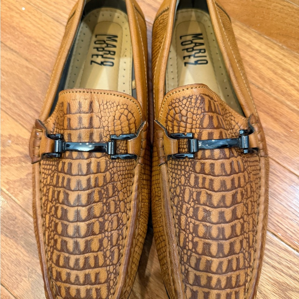 Tan and Black Slip-On Loafers with Crocodile Pattern